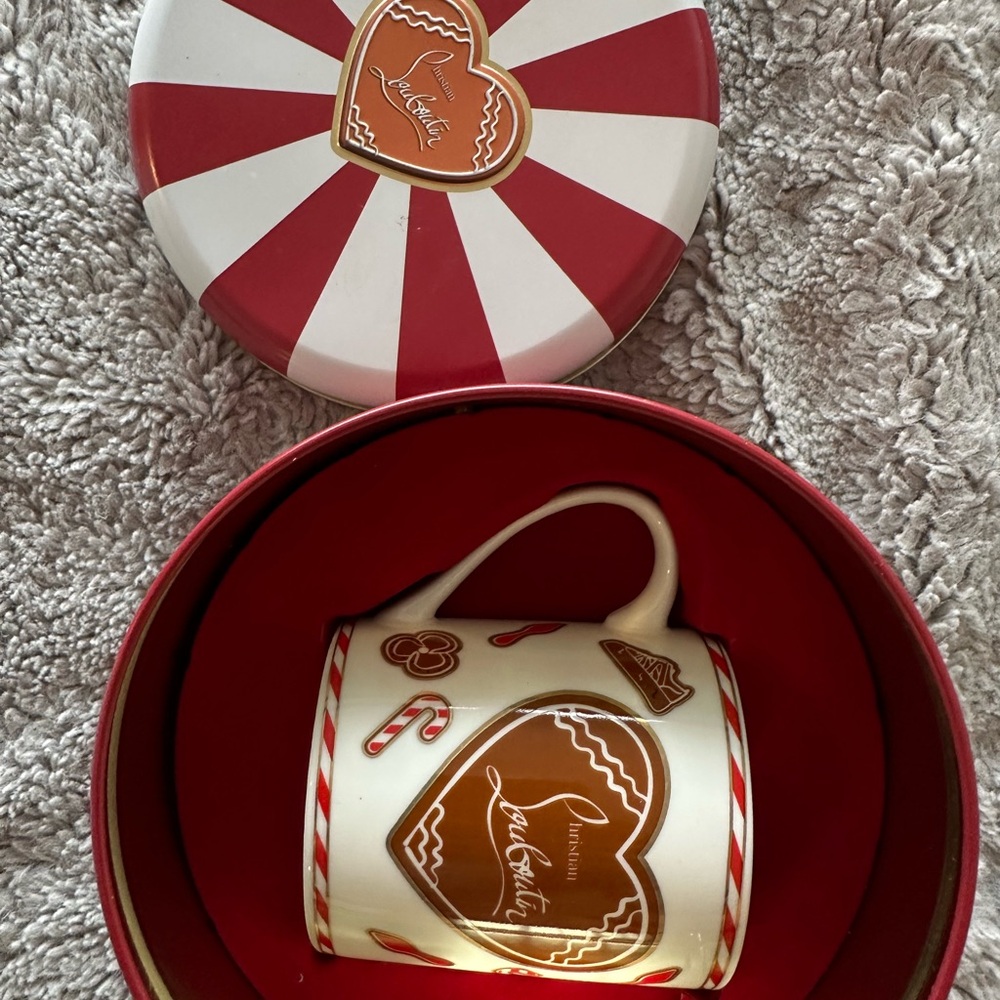 Louboutin Heart Mug with Lid